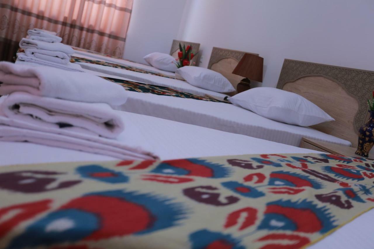 Anis-Pari Hotel Бухара Екстериор снимка